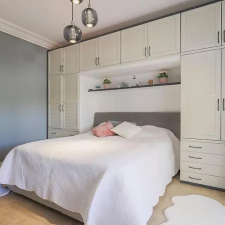Cozy Flat On The Cote D'azur * Villeneuve-Loubet